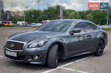 Седан Infiniti M30 2011 в Киеве