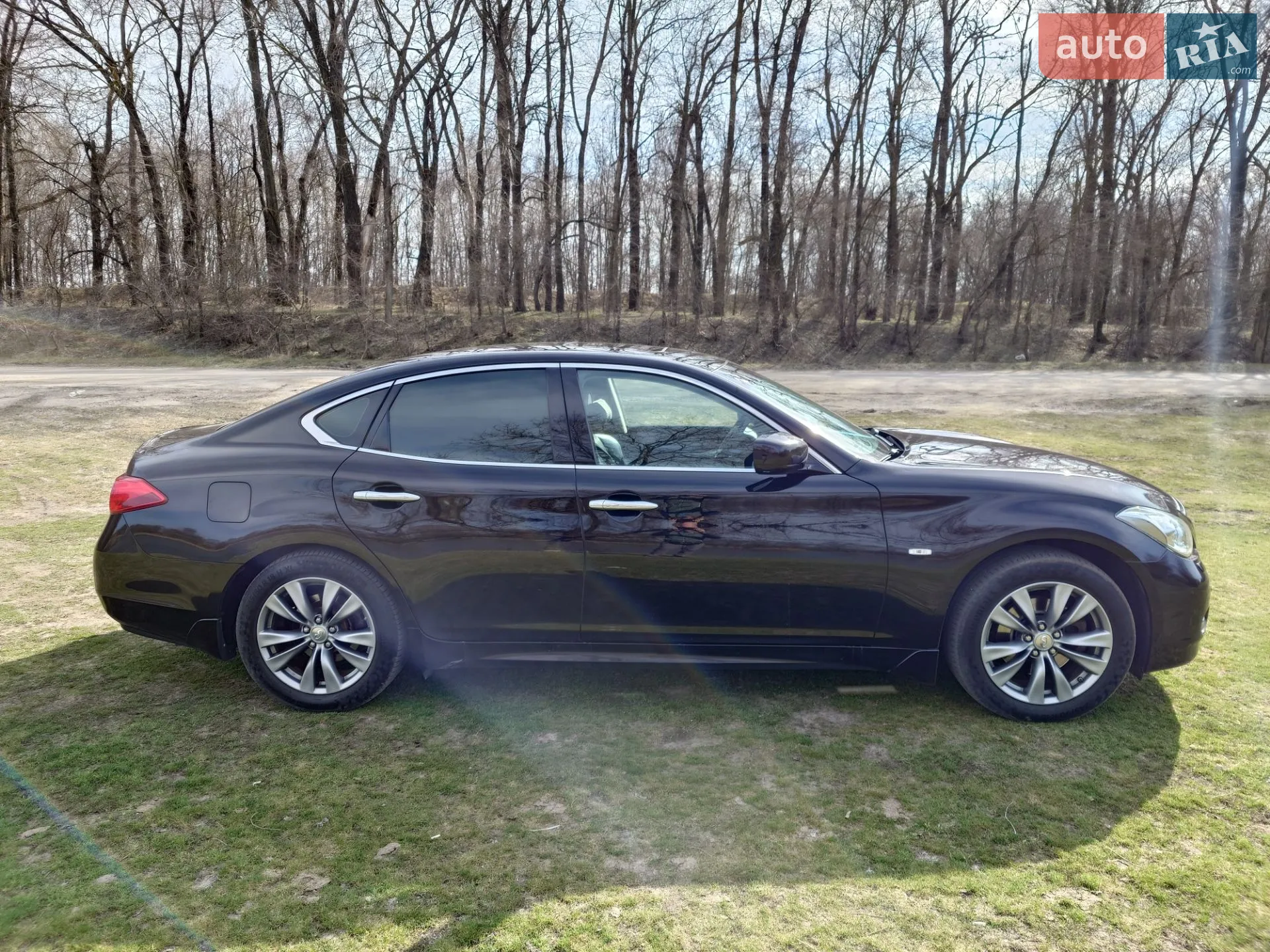 2011 Infiniti M - мініатюра 8