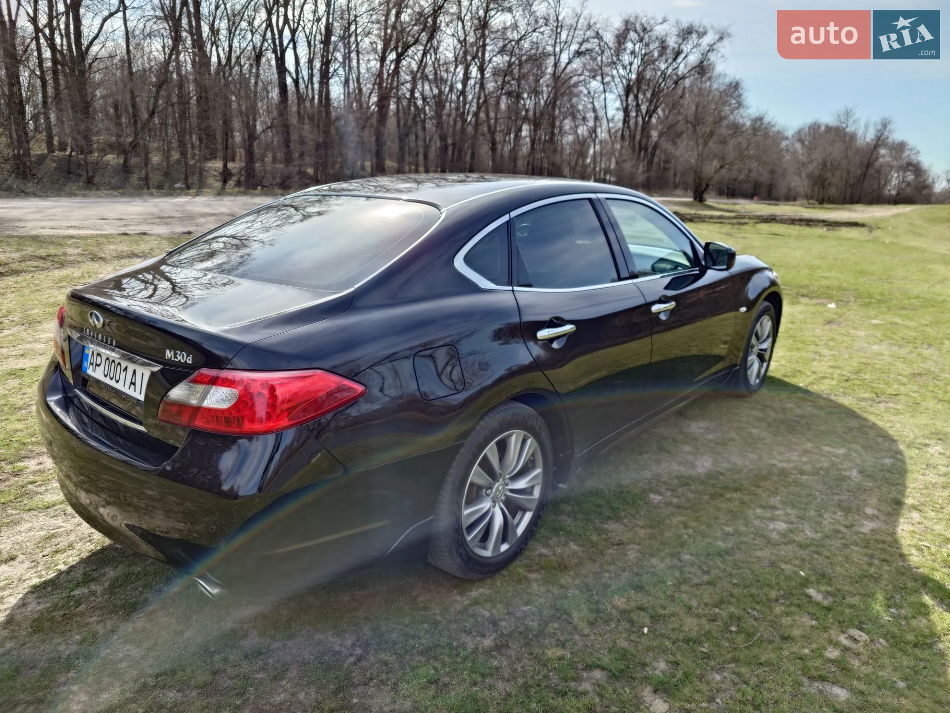2011 Infiniti M - мініатюра 7
