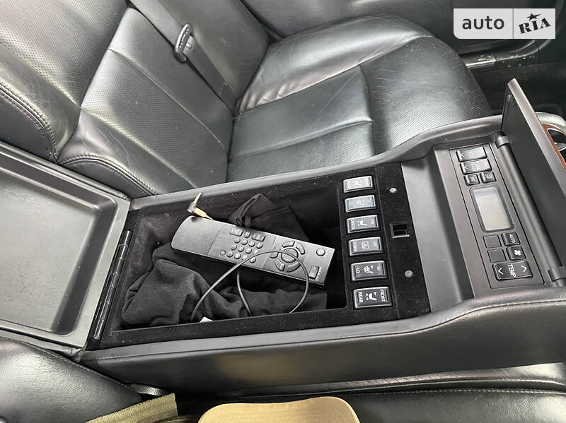 Седан Infiniti M35 2008 в Трускавці