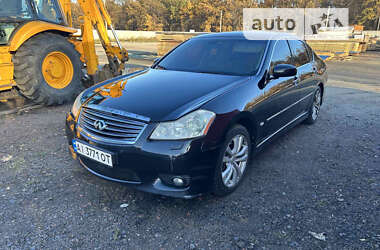 Седан Infiniti M35 2008 в Бучі