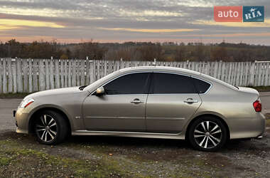 Седан Infiniti M35 2008 в Лубнах