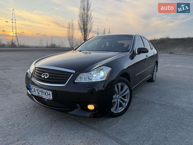 Infiniti M35 2008