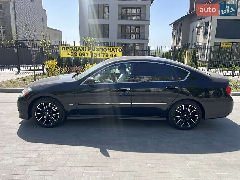 Седан Infiniti M35 2008 в Кременчуге