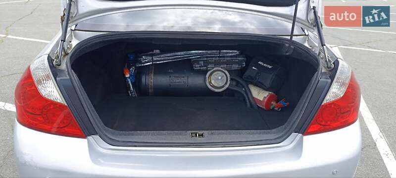 Седан Infiniti M35 2007 в Дніпрі