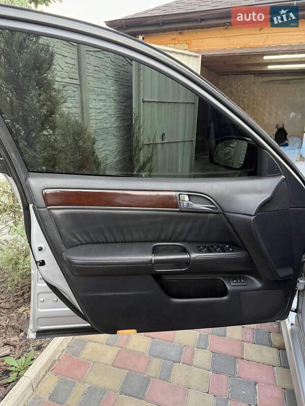 Седан Infiniti M35 2008 в Дніпрі