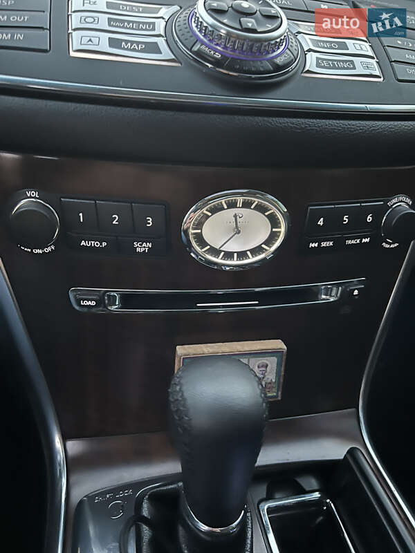 Седан Infiniti M35 2008 в Киеве фото 44 Седан Infiniti M35 2008 в Киеве