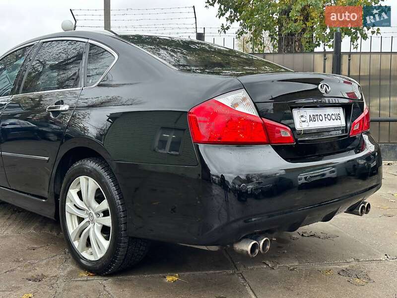 Седан Infiniti M35 2010 в Киеве