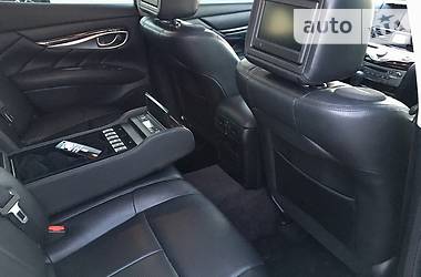 Седан Infiniti M37 2013 в 