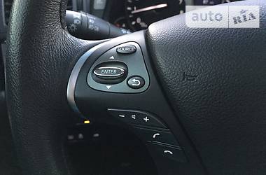 Седан Infiniti M37 2013 в 