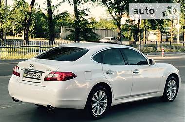 Седан Infiniti M37 2012 в Одессе