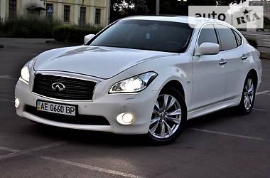 Седан Infiniti M37 2012 в Днепре