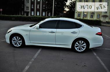 Седан Infiniti M37 2012 в Днепре