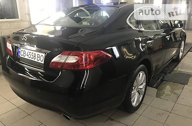 Седан Infiniti M37 2013 в 