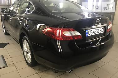 Седан Infiniti M37 2013 в 