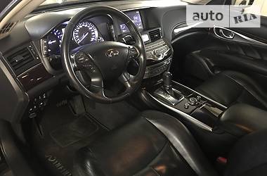 Седан Infiniti M37 2013 в 