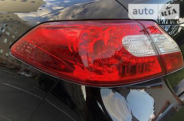 Седан Infiniti M37 2013 в 