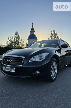 Седан Infiniti M37 2011 в Днепре