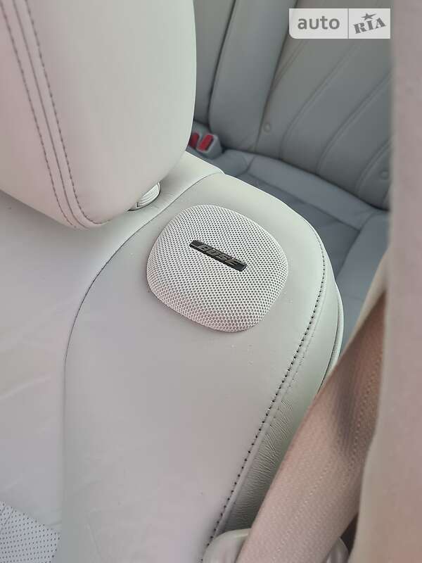 Седан Infiniti M37 2010 в Киеве