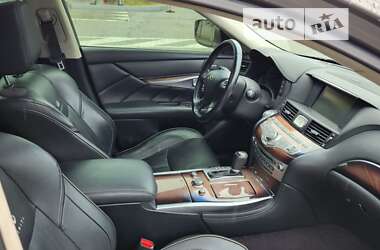 Седан Infiniti M37 2013 в 