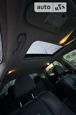 Седан Infiniti M37 2013 в 