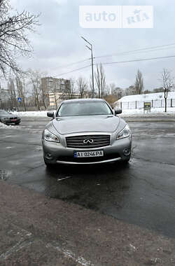 Седан Infiniti M37 2013 в 