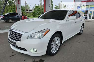 Infiniti M37 2013