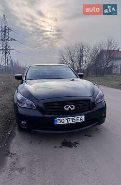 Infiniti M37 2012