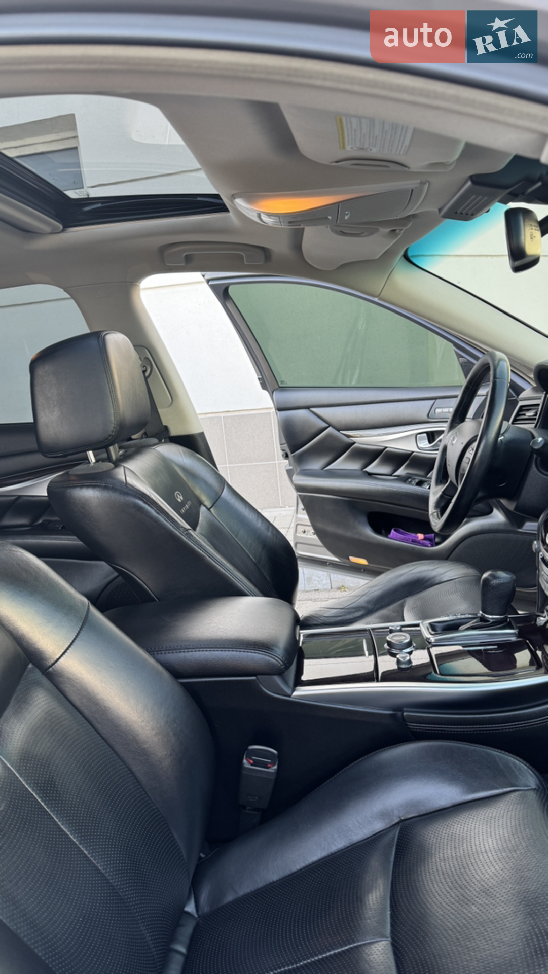2012 Infiniti M - мініатюра 14