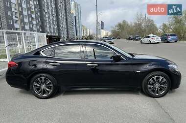 Седан Infiniti M37 2011 в 