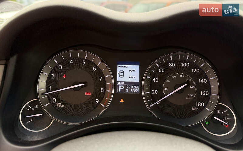 Седан Infiniti M37 2010 в Мукачевому