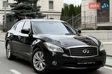Седан Infiniti M37 2010 в Києві
