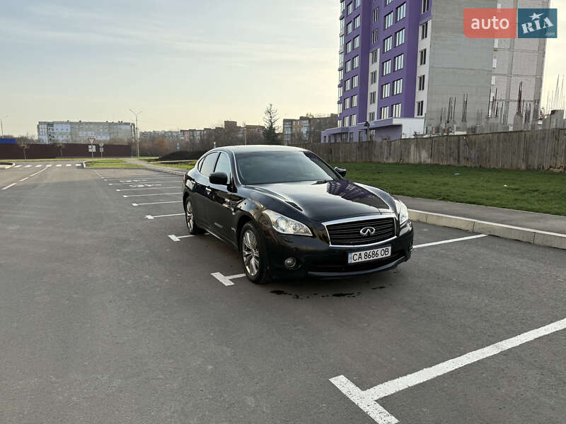 Седан Infiniti M37 2013 в Умани фото 4 Седан Infiniti M37 2013 в Умани