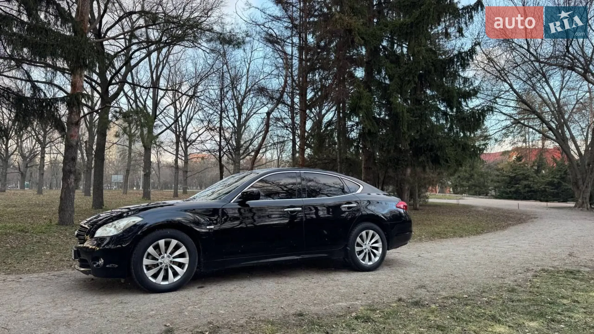 2011 Infiniti M - мініатюра 8