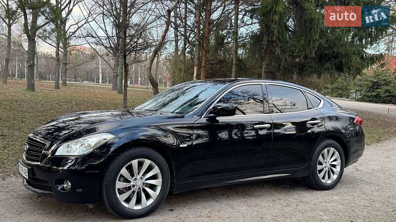Седан Infiniti M37 2011 в Харькове