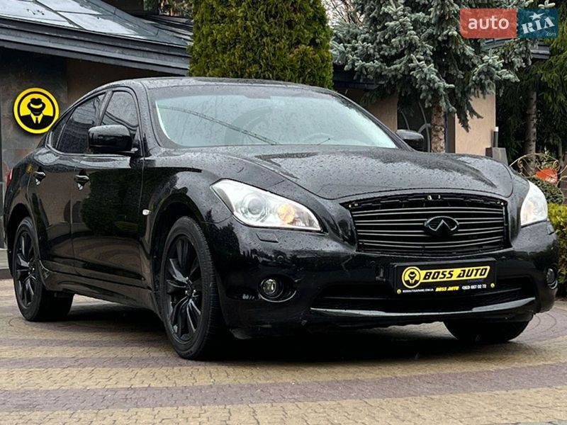 Infiniti M37 2012