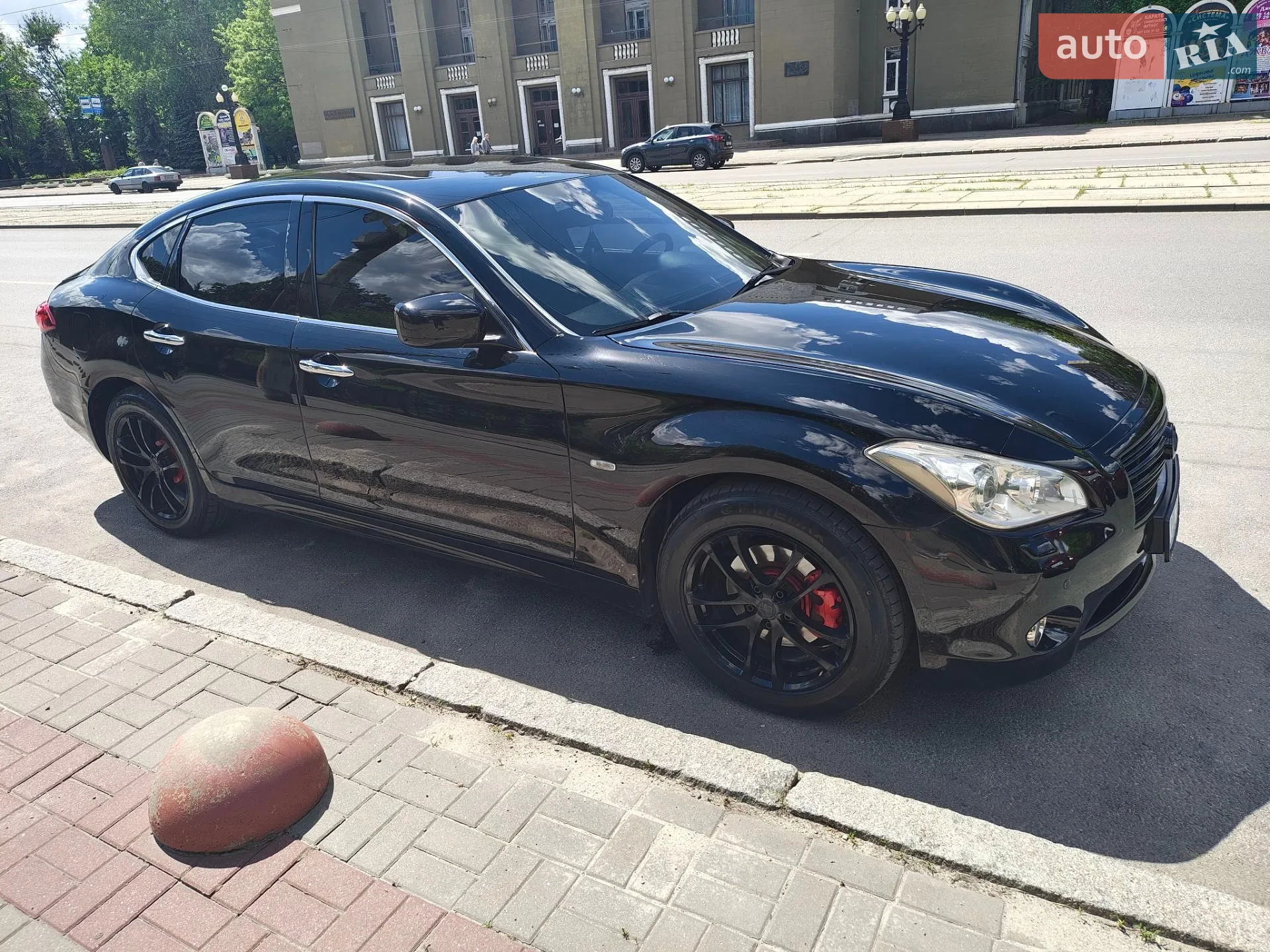 2010 Infiniti M - мініатюра 2