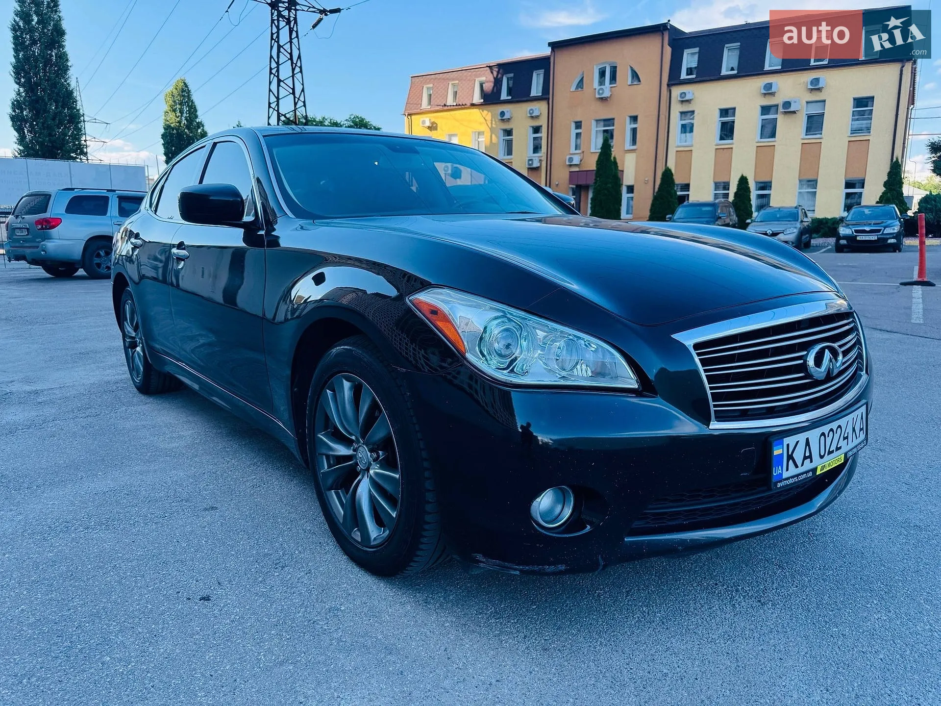 2012 Infiniti M - мініатюра 3
