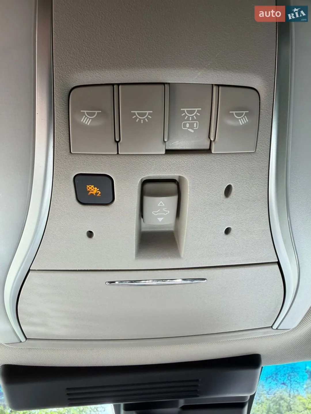 2011 Infiniti M - мініатюра 10