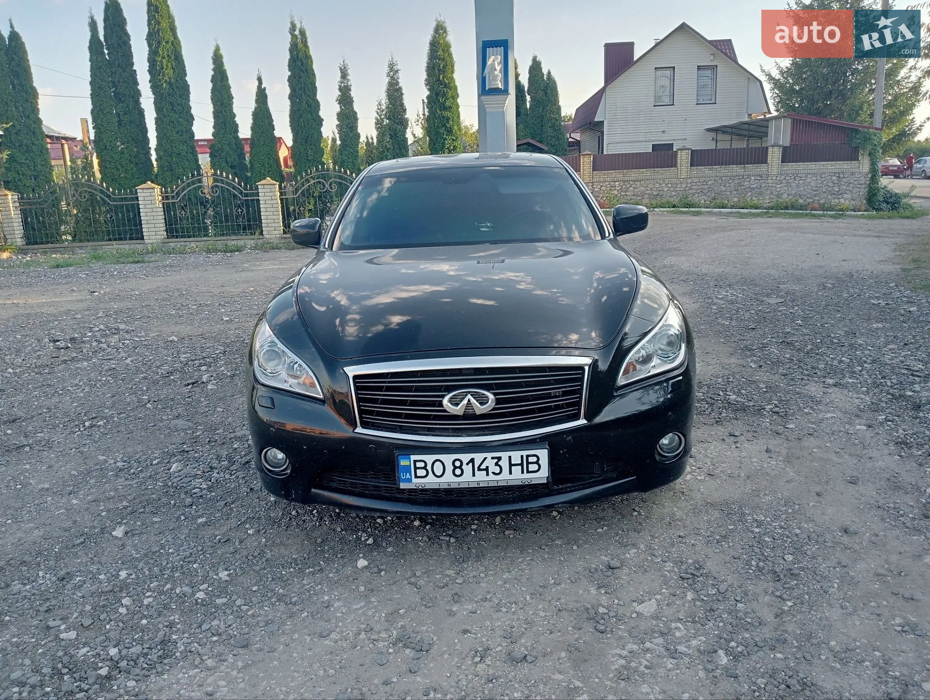 2011 Infiniti M - мініатюра 2