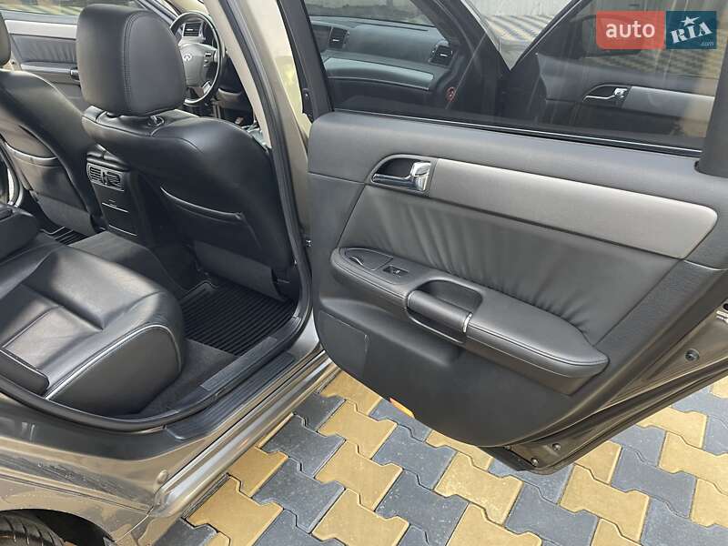Седан Infiniti M45 2007 в Одессе