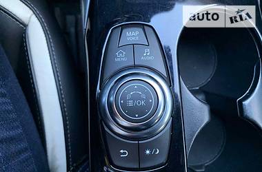 Хэтчбек Infiniti Q30 2017 в 