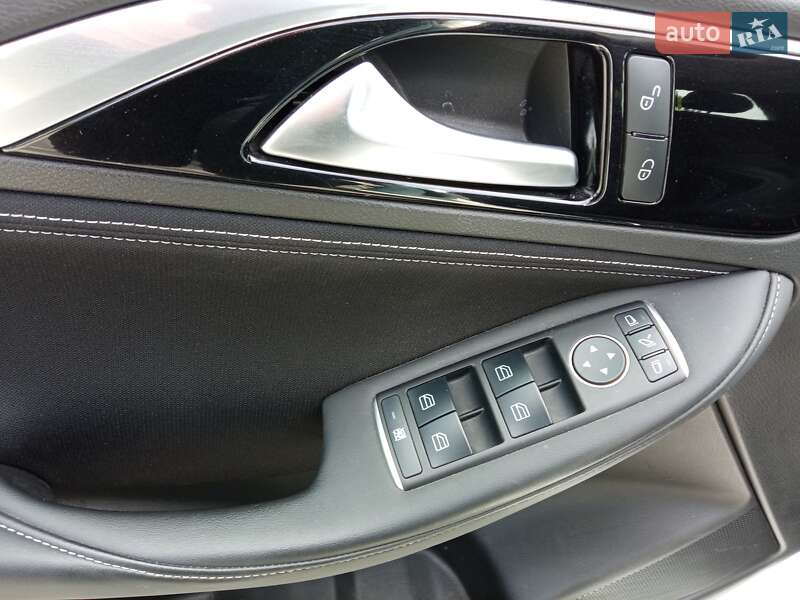 Хетчбек Infiniti Q30 2016 в Вінниці фото 14 Хетчбек Infiniti Q30 2016 в Вінниці