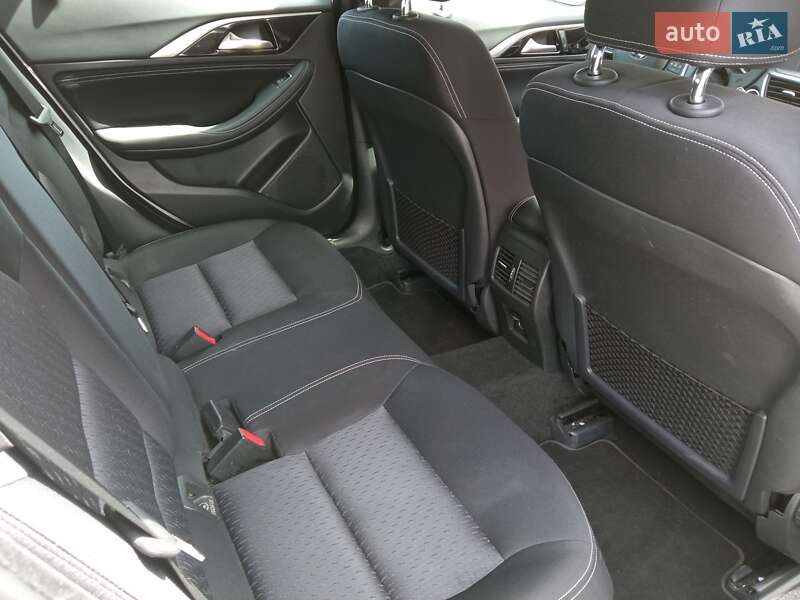 Хетчбек Infiniti Q30 2016 в Вінниці фото 12 Хетчбек Infiniti Q30 2016 в Вінниці