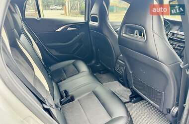 Хэтчбек Infiniti Q30 2016 в 
