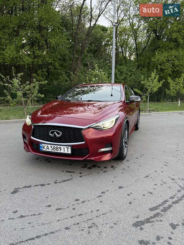 Хетчбек Infiniti Q30 2019 в Києві