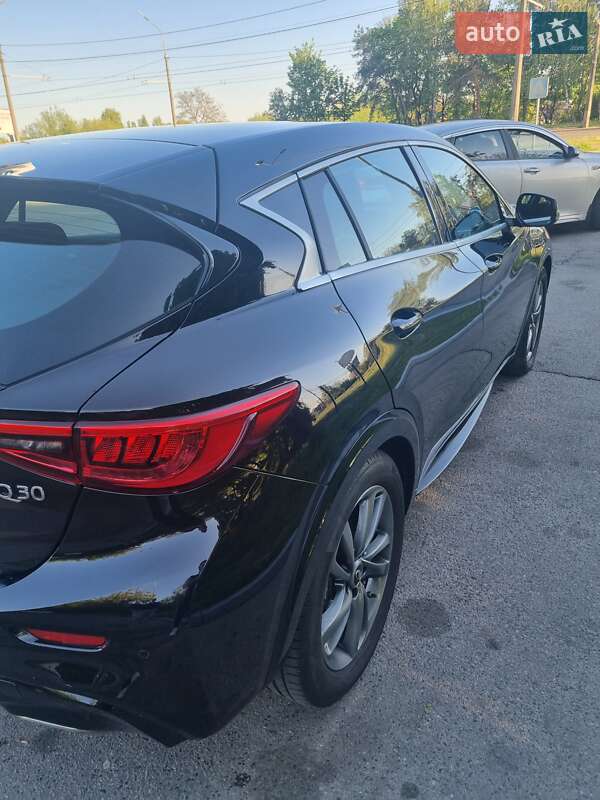 Хэтчбек Infiniti Q30 2017 в Белой Церкви