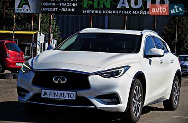Хетчбек Infiniti Q30 2017 в Черкасах