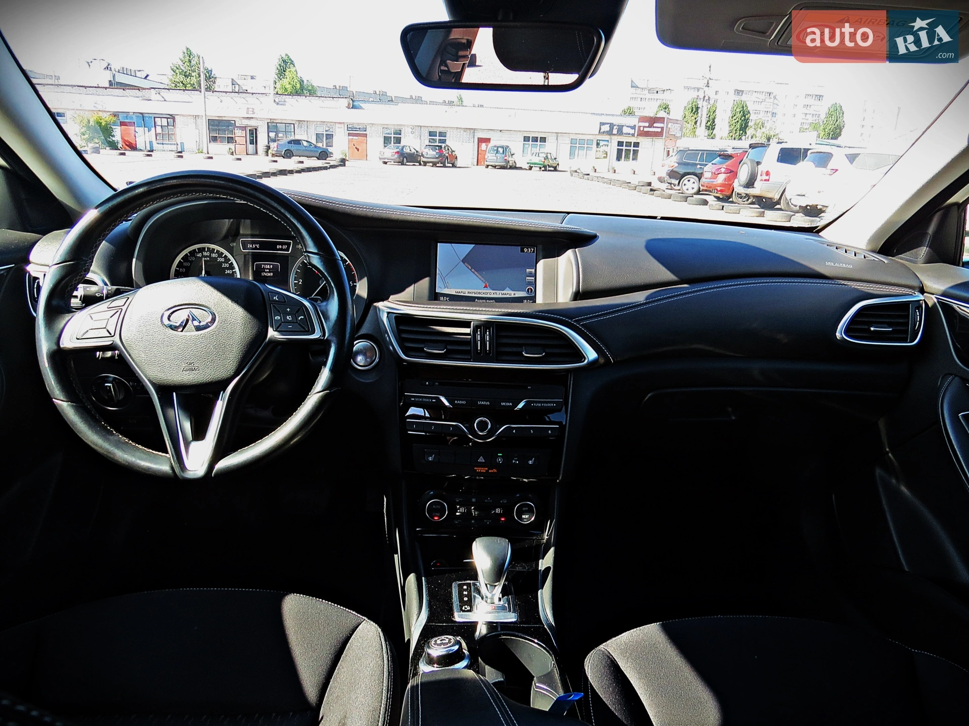 2017 Infiniti Q30 - мініатюра 15