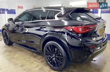 Хэтчбек Infiniti Q30 2016 в Калуше